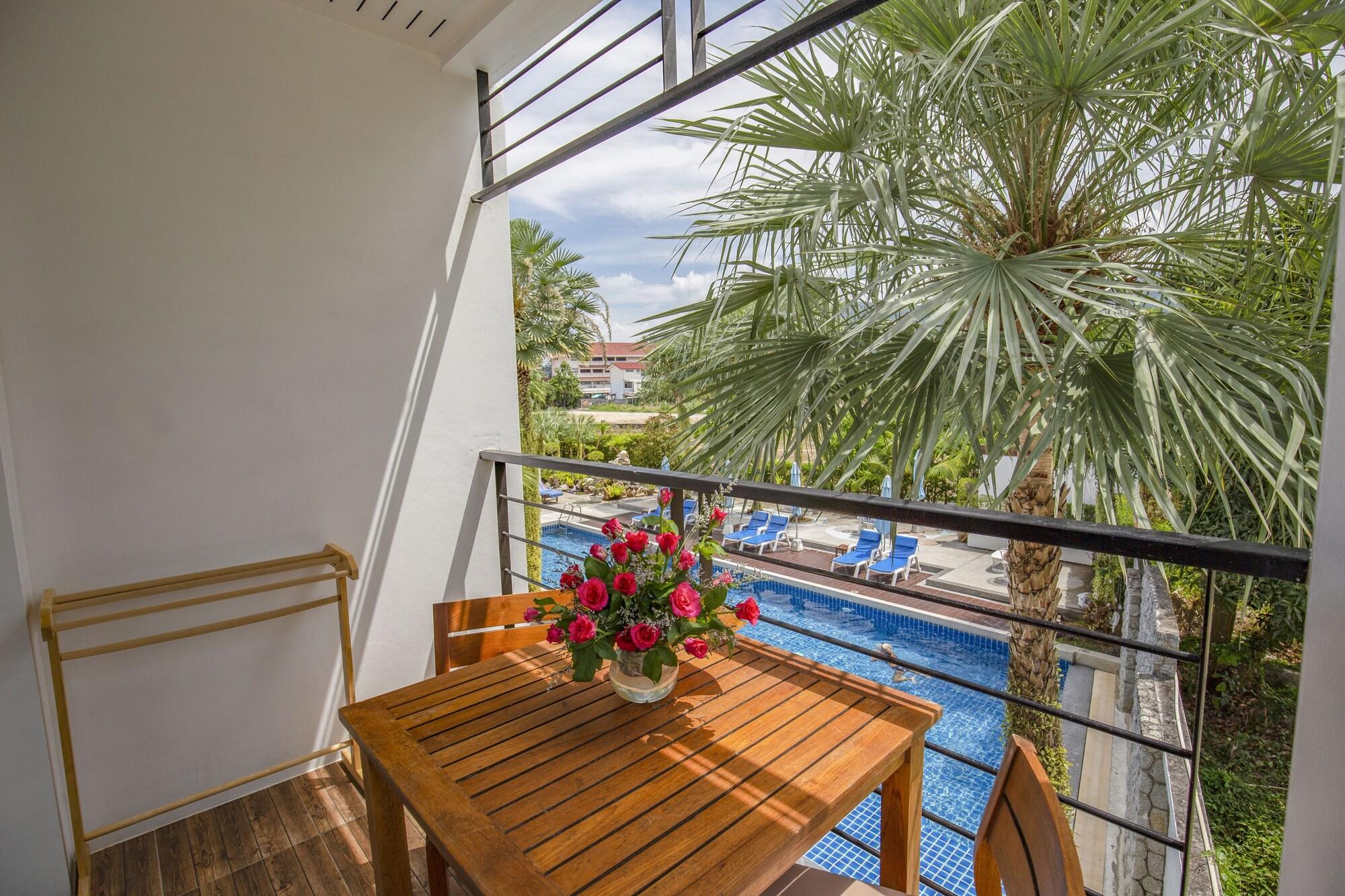 Sungthong Kamala Beach Resort Dış mekan fotoğraf