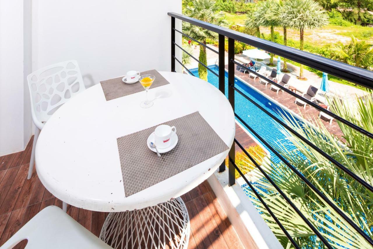 Sungthong Kamala Beach Resort Dış mekan fotoğraf